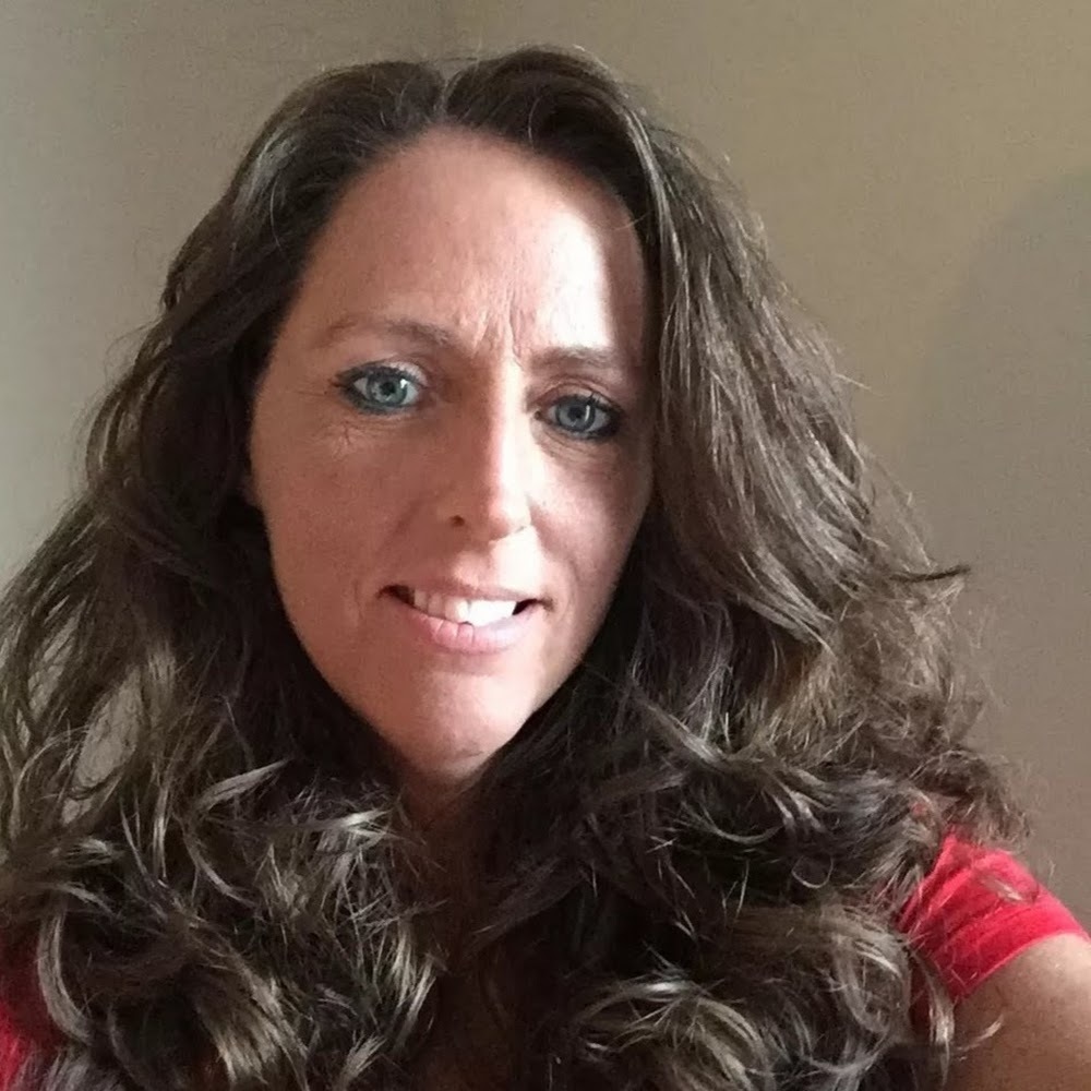 Meet your Posher, Carolyn